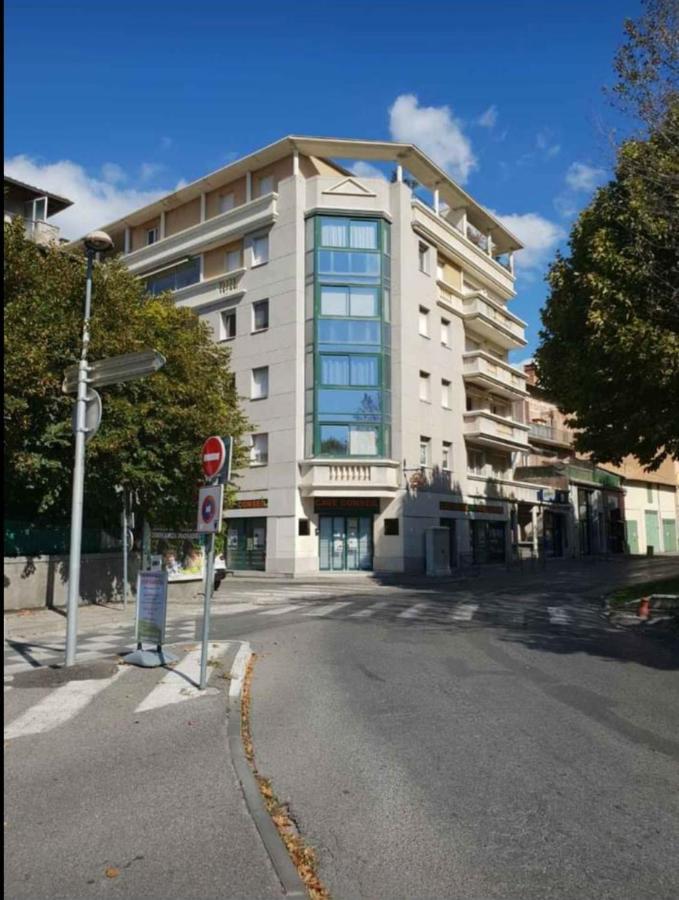 Appartement T2 Imm. La Villa D'Este Digne-les-Bains Dış mekan fotoğraf